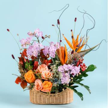 Vibrant Mid-Autumn Gift Basket