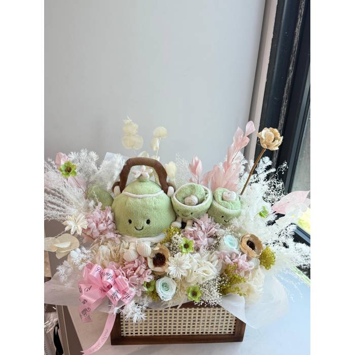 Dried & Preserved Flowers Bouquets
