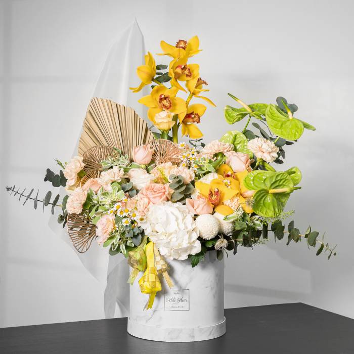 Blessed Ramadan Floral Box