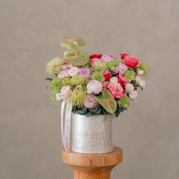 Green Anthurium & Pink Peony Garden