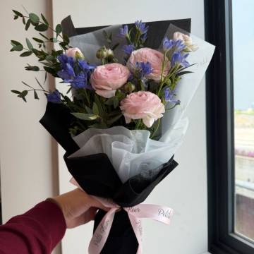 Ranunculus Empowerment Bouquet