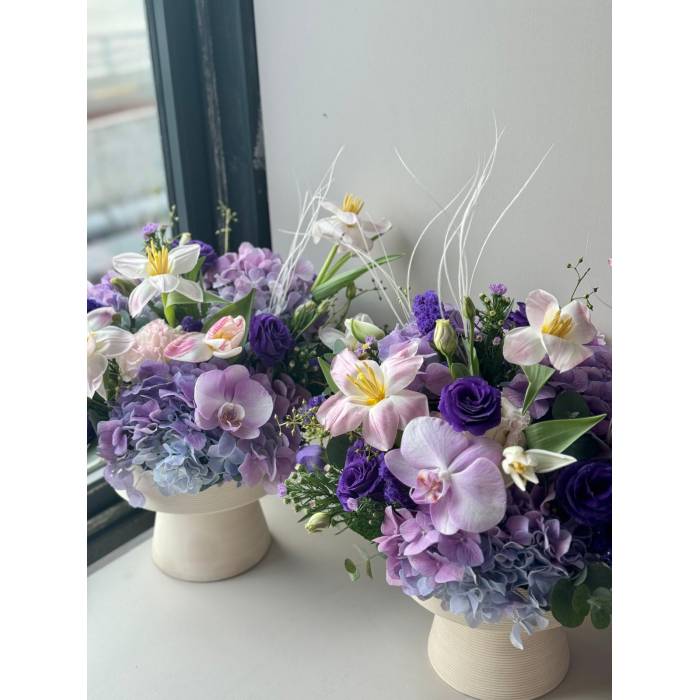 Vases/Jars