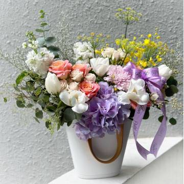PF Bloom Bag Vase Arrangement