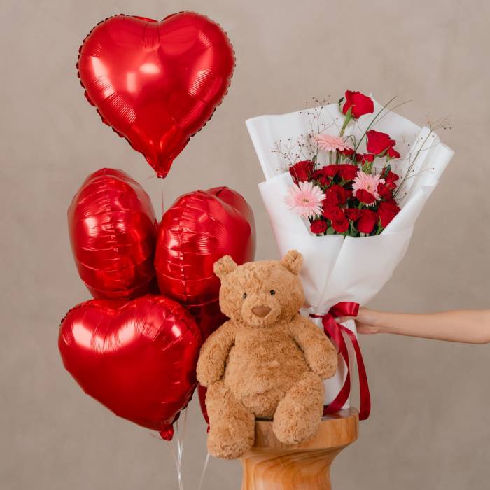 Balloons & Flowers