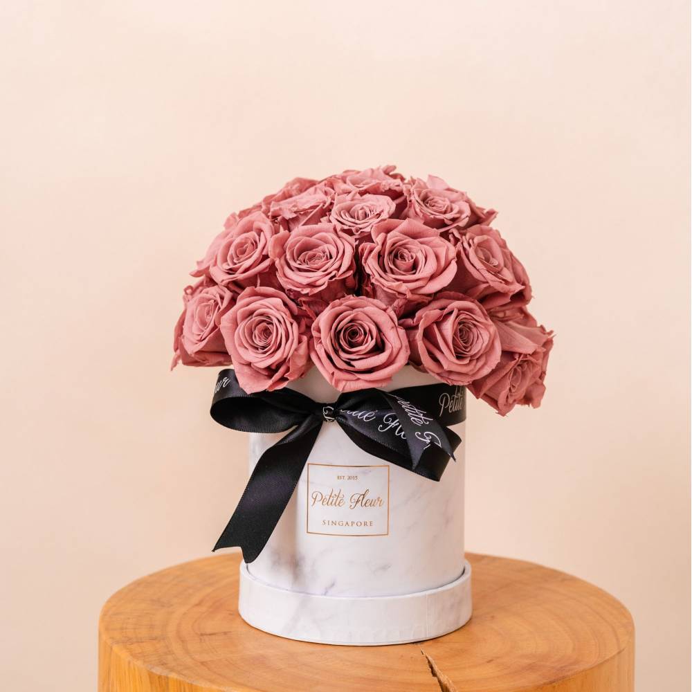 Roses Box Pot Everlasting Roses Box: Lasting Bouquets | Petite Fleur