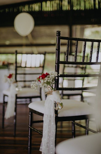 Floral Chair Posy