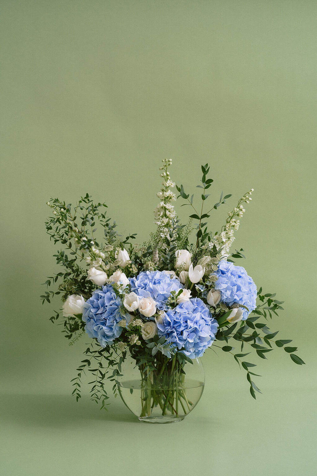 Why Should You Get A Flower Subscription