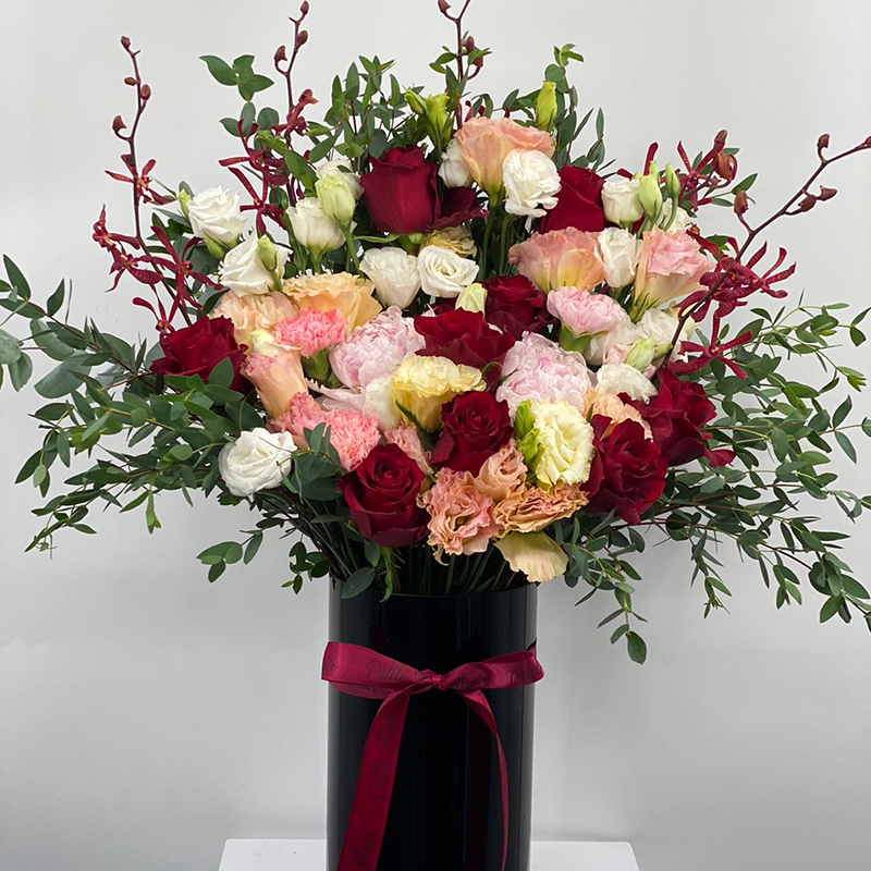 Gorgeous-Bloom-in-Marble-Box